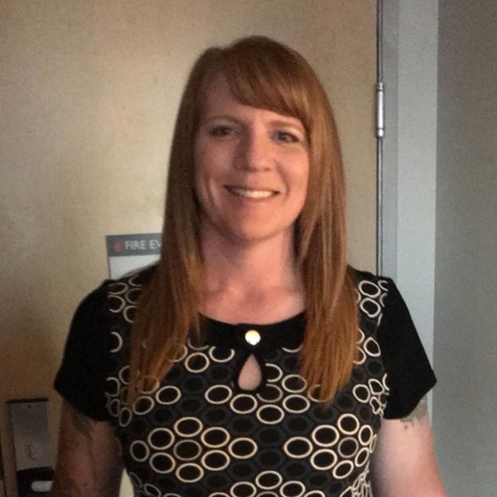 Meet your Posher, Stacy